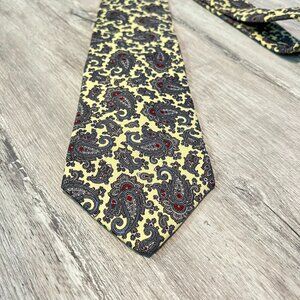 Liberty of London 100% Silk Tie, Pale Yellow with Paisley, Vintage